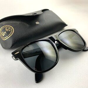 Barely Used RayBan Original Wayfarer Classic Sunglasses, Ray-Ban Black